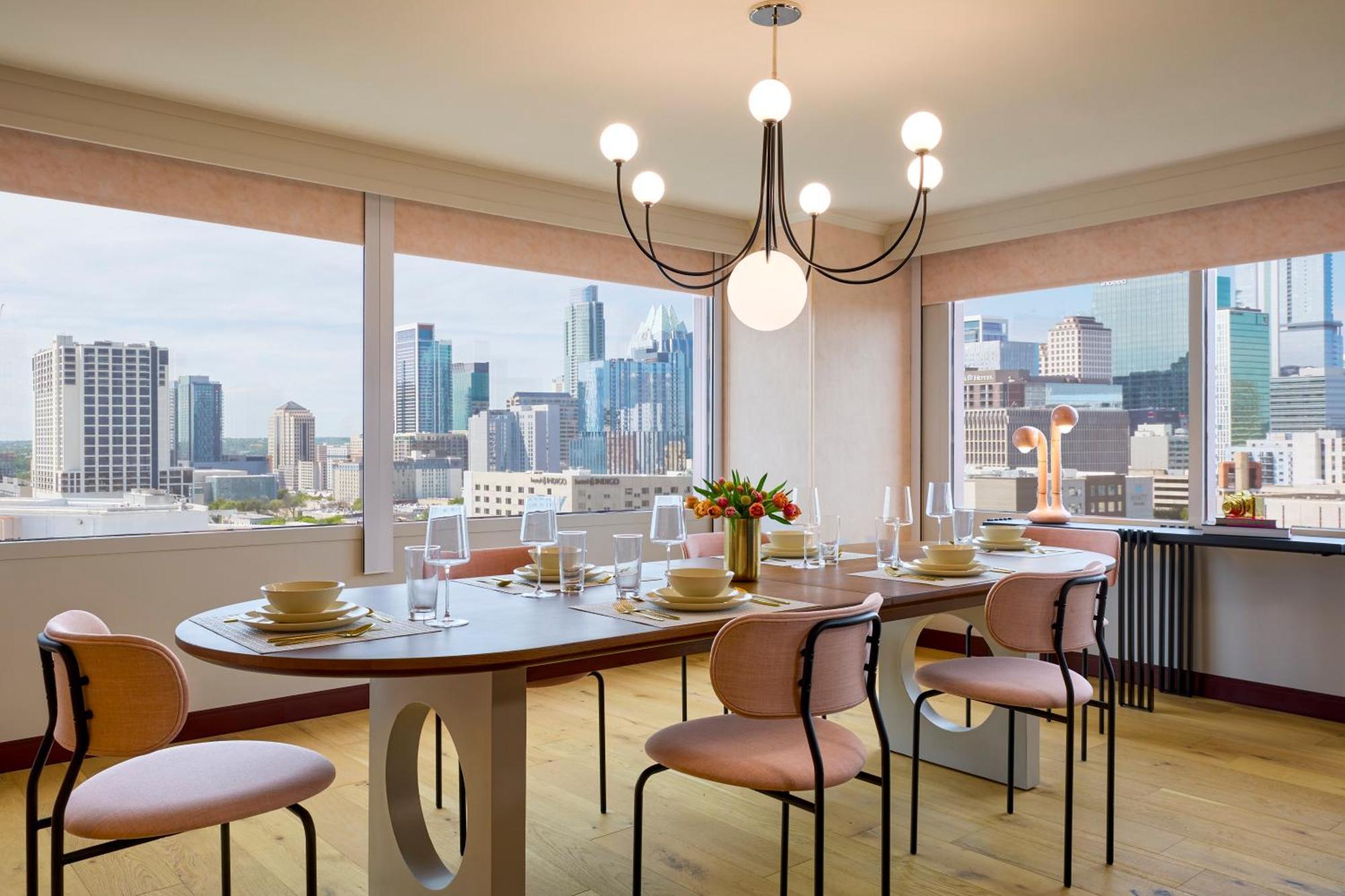 Hotel Downright Austin, A Renaissance 4*